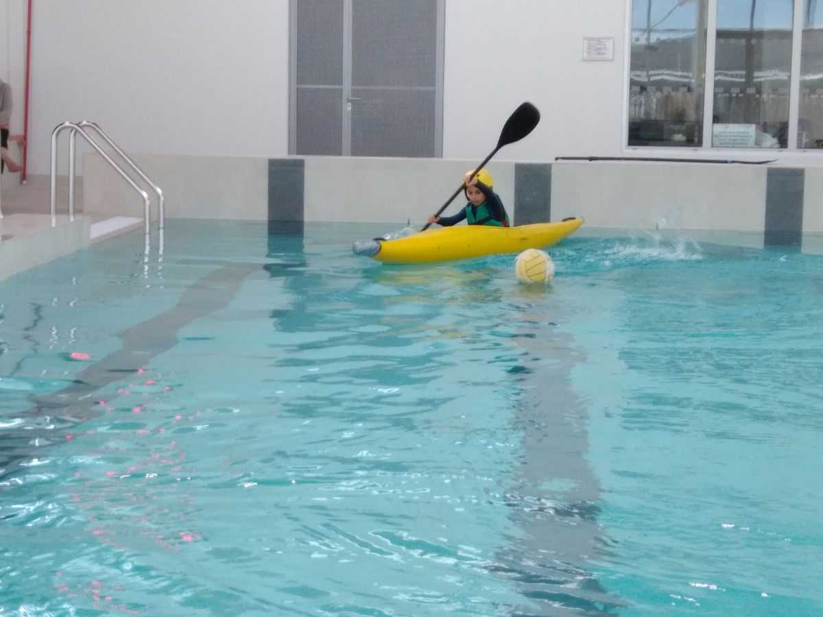 "Kayak en piscine"