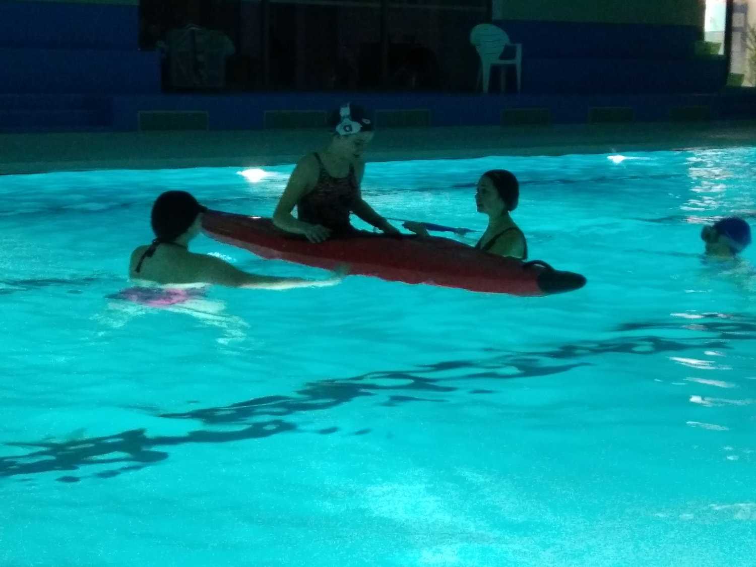 "Kayak en piscine"