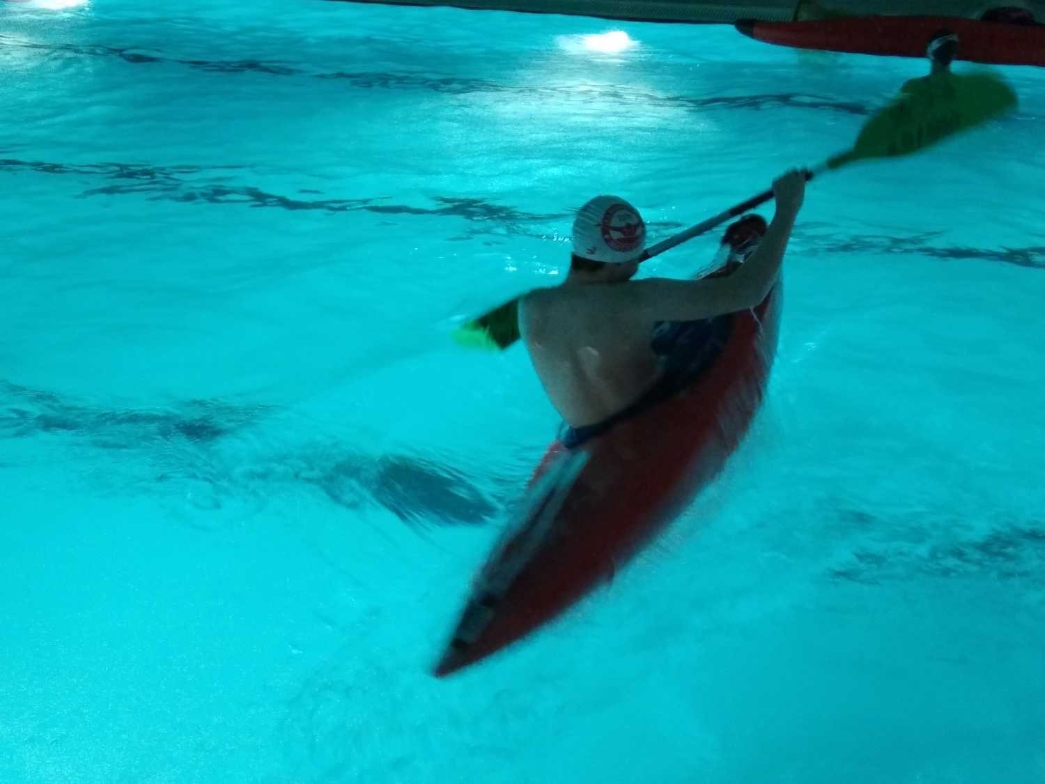"Kayak en piscine"